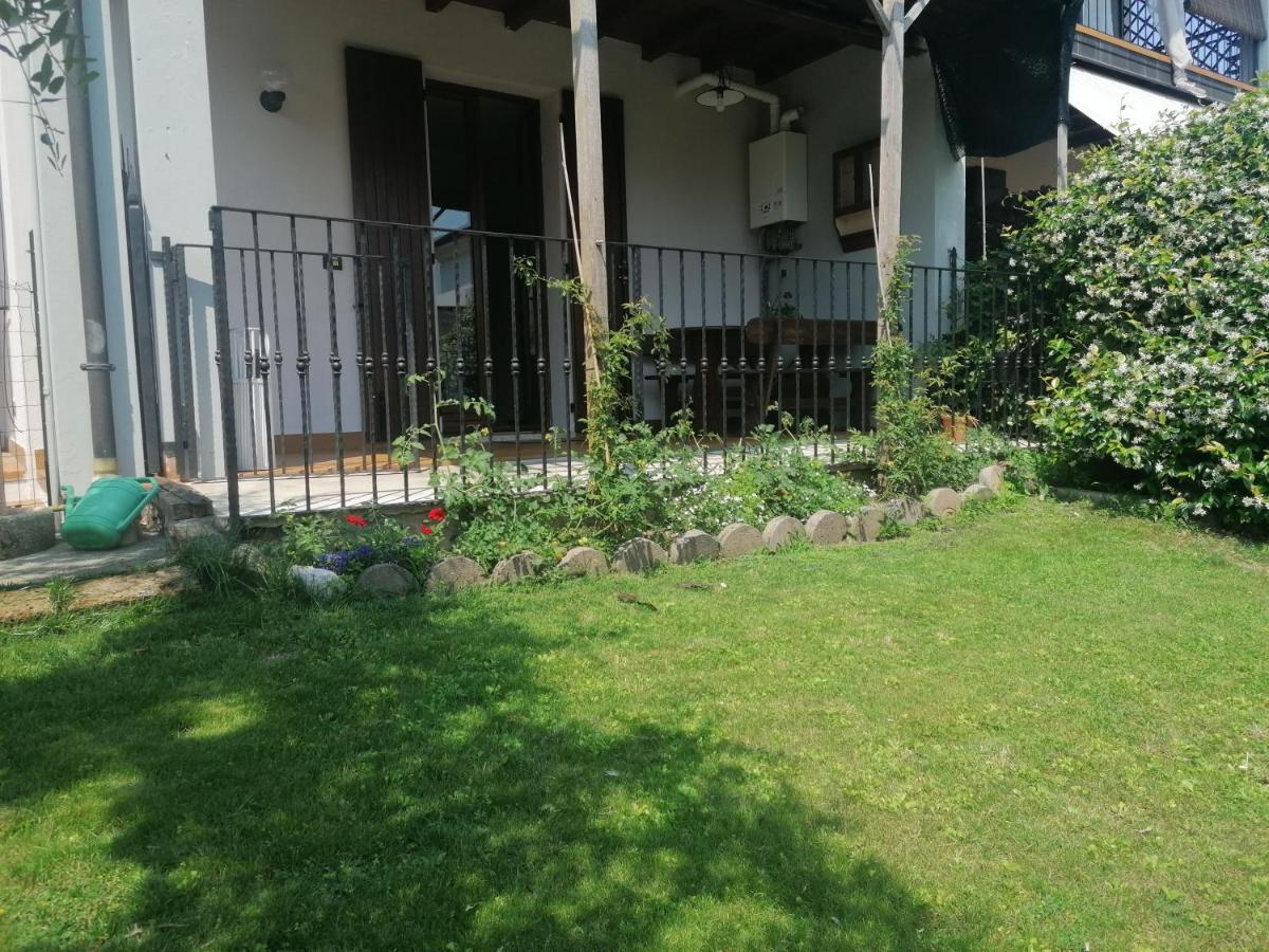 Villa Casa Laghetto Castellaro  Exterior foto